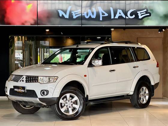 MITSUBISHI PAJERO DAKAR 3.2 HPE 4X4 7 LUGARES 16V TURBO INTERCOOLER DIESEL 4P AUTOMÁTICO